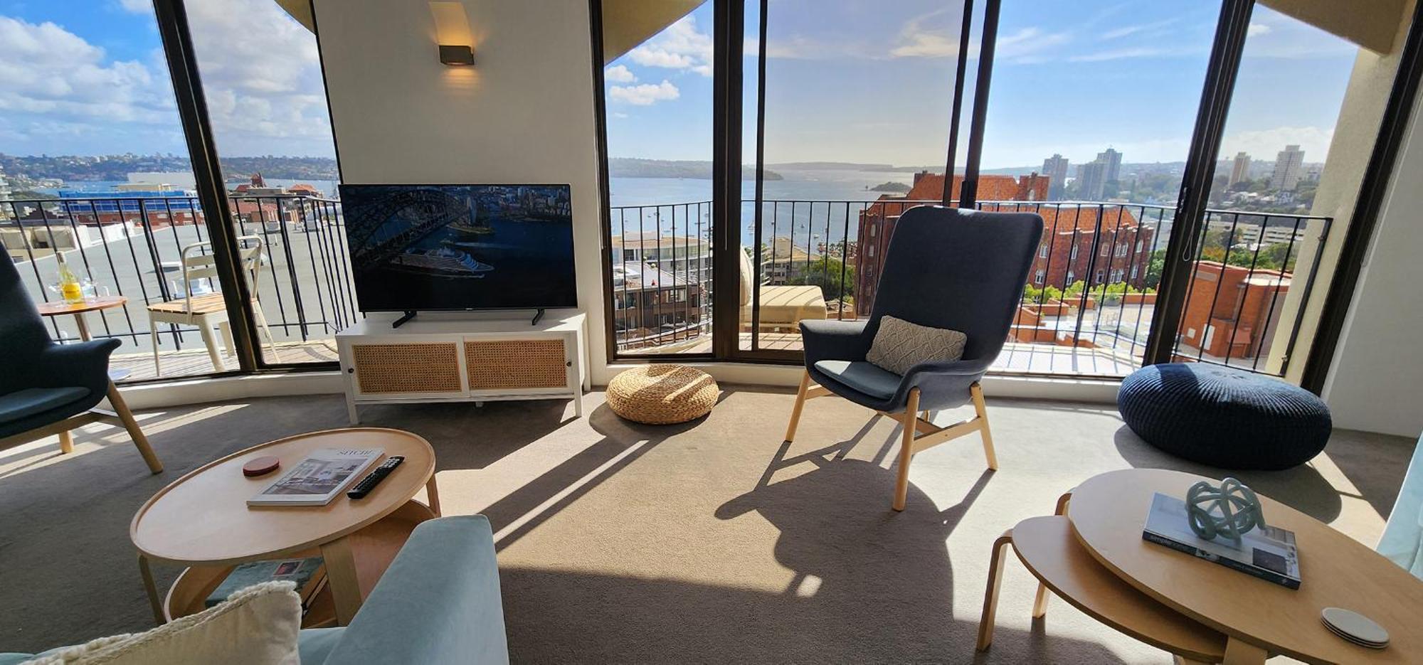 Apartment Iconic 'gazebo' Building With Harbour Views Sydney