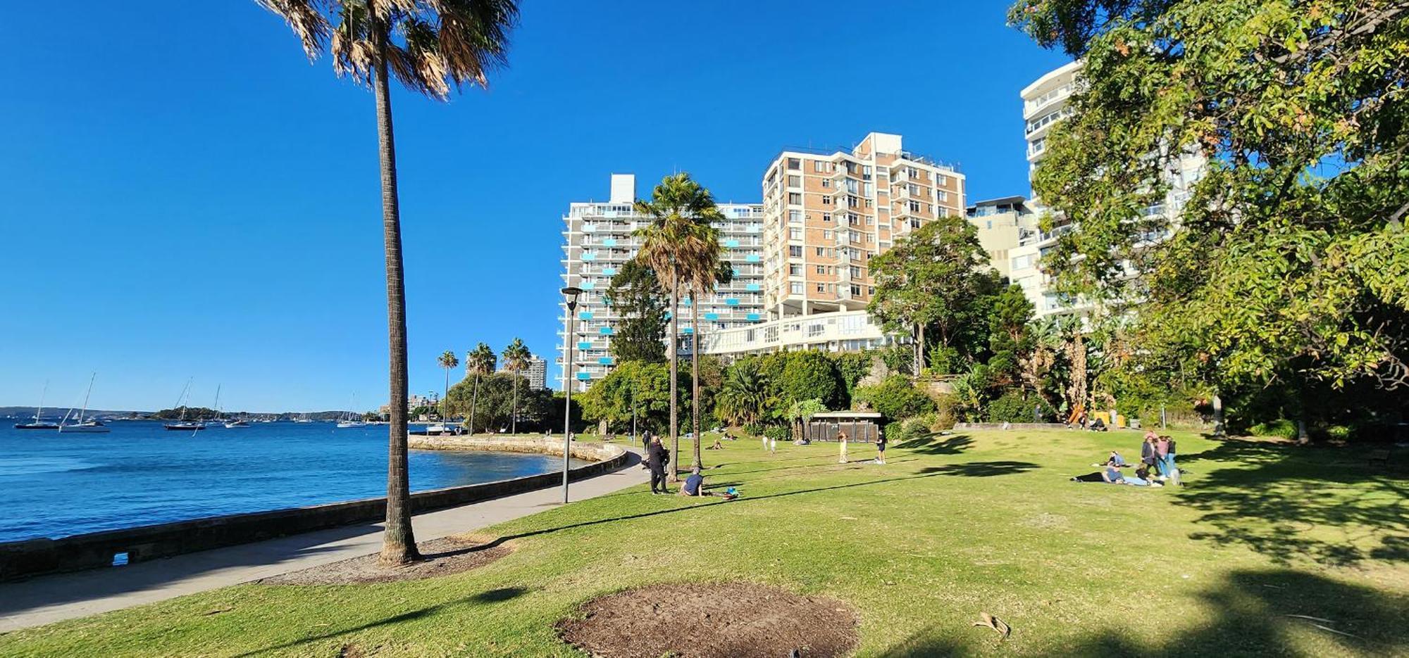 Iconic 'gazebo' Building With Harbour Views *